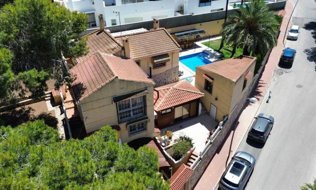 Villa independiente - Segunda Mano - Torrevieja - Los Balcones