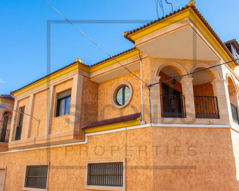 Villa / Semi détaché · D'occasion · Guardamar del Segura · Guardamar pueblo