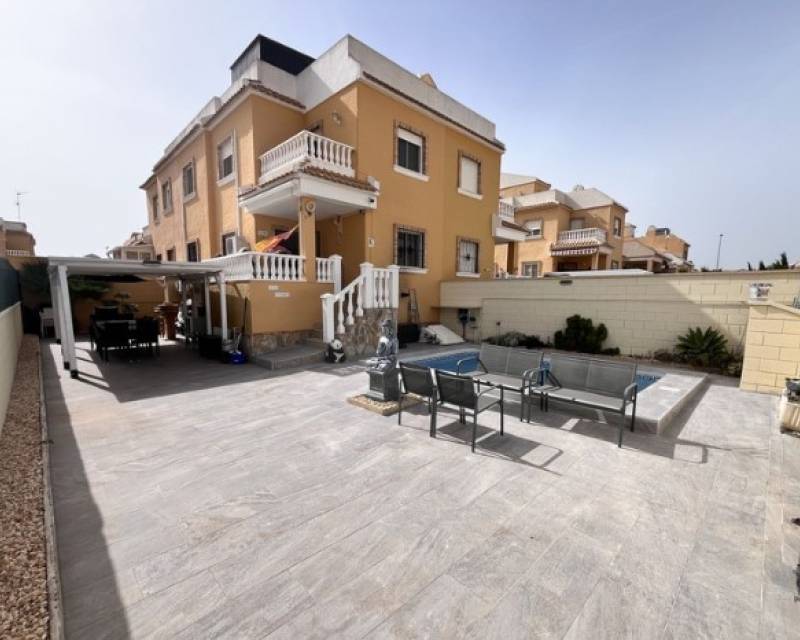 Villa / Semi separado · Segunda Mano · Ciudad Quesada · Ciudad Quesada