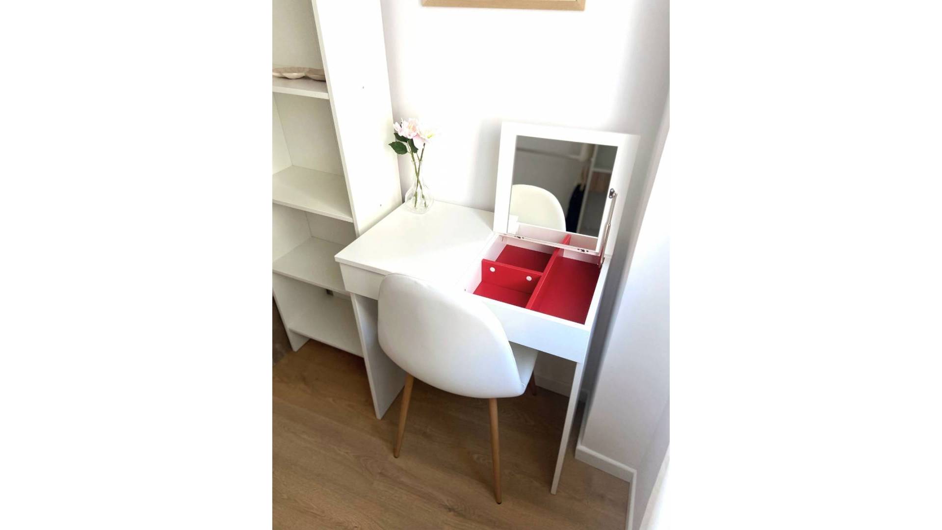 z drugiej ręki - Apartament - Elda