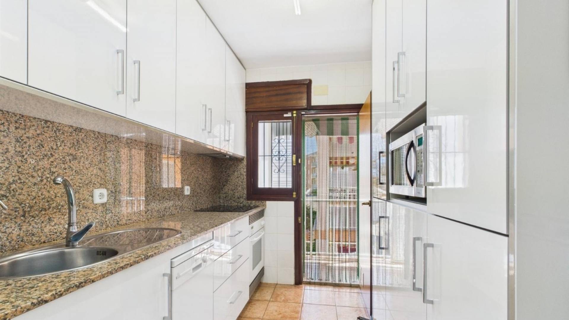 z drugiej ręki - Apartament - Mieszkanie - 