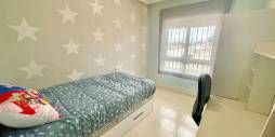 z drugiej ręki - Apartament - Mieszkanie - 