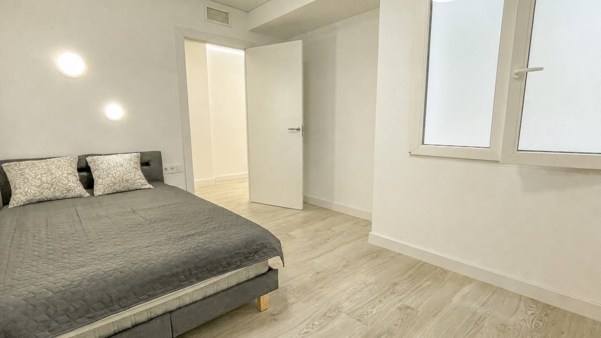 z drugiej ręki - Apartament - Torrevieja - El Acequión - Los Náufragos