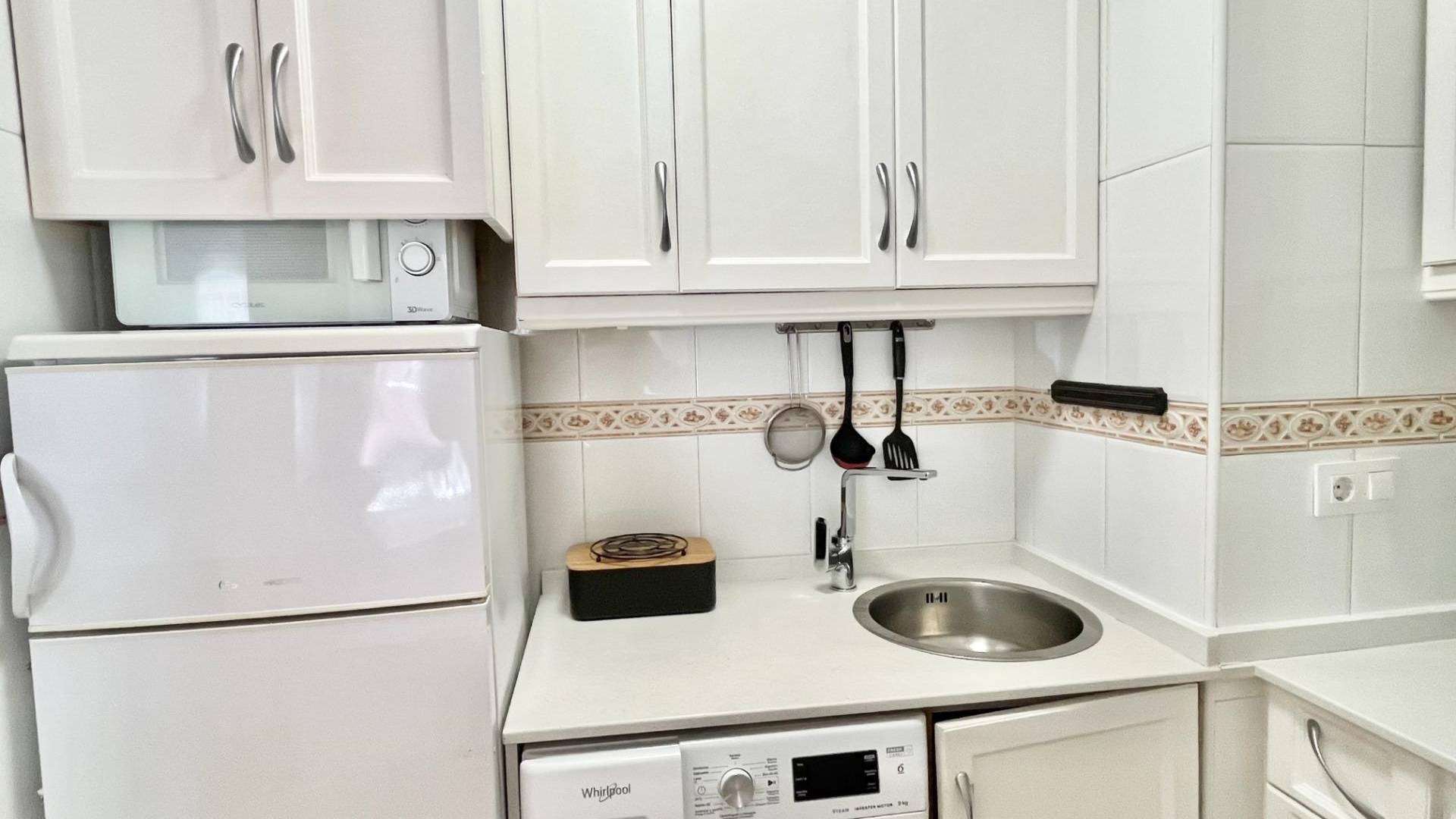 z drugiej ręki - Apartament - Torrevieja - Estacion de autobuses