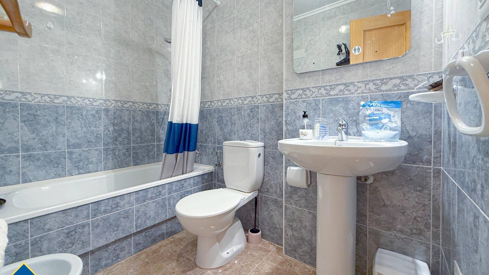 z drugiej ręki - Apartament - Torrevieja - Playa de los Locos