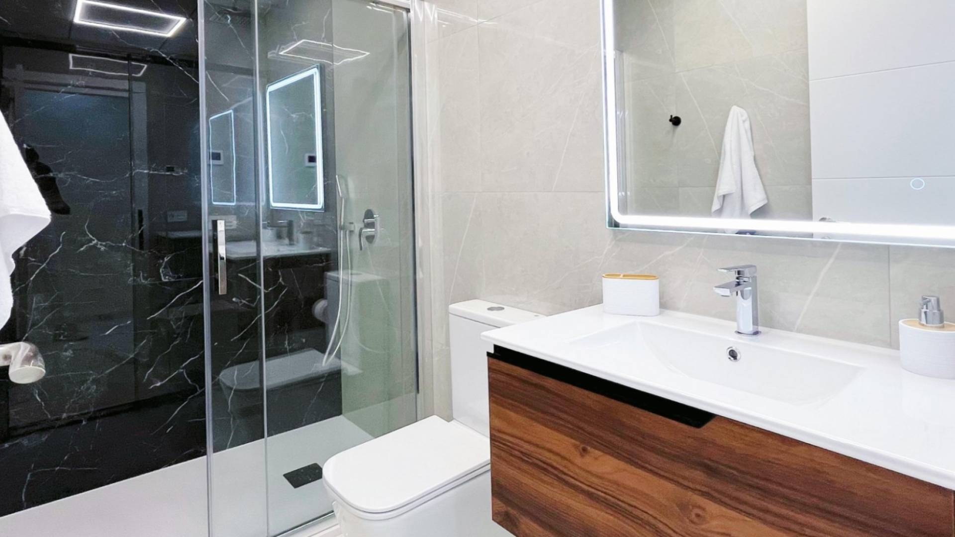 z drugiej ręki - Apartament - Torrevieja - Playa del Cura