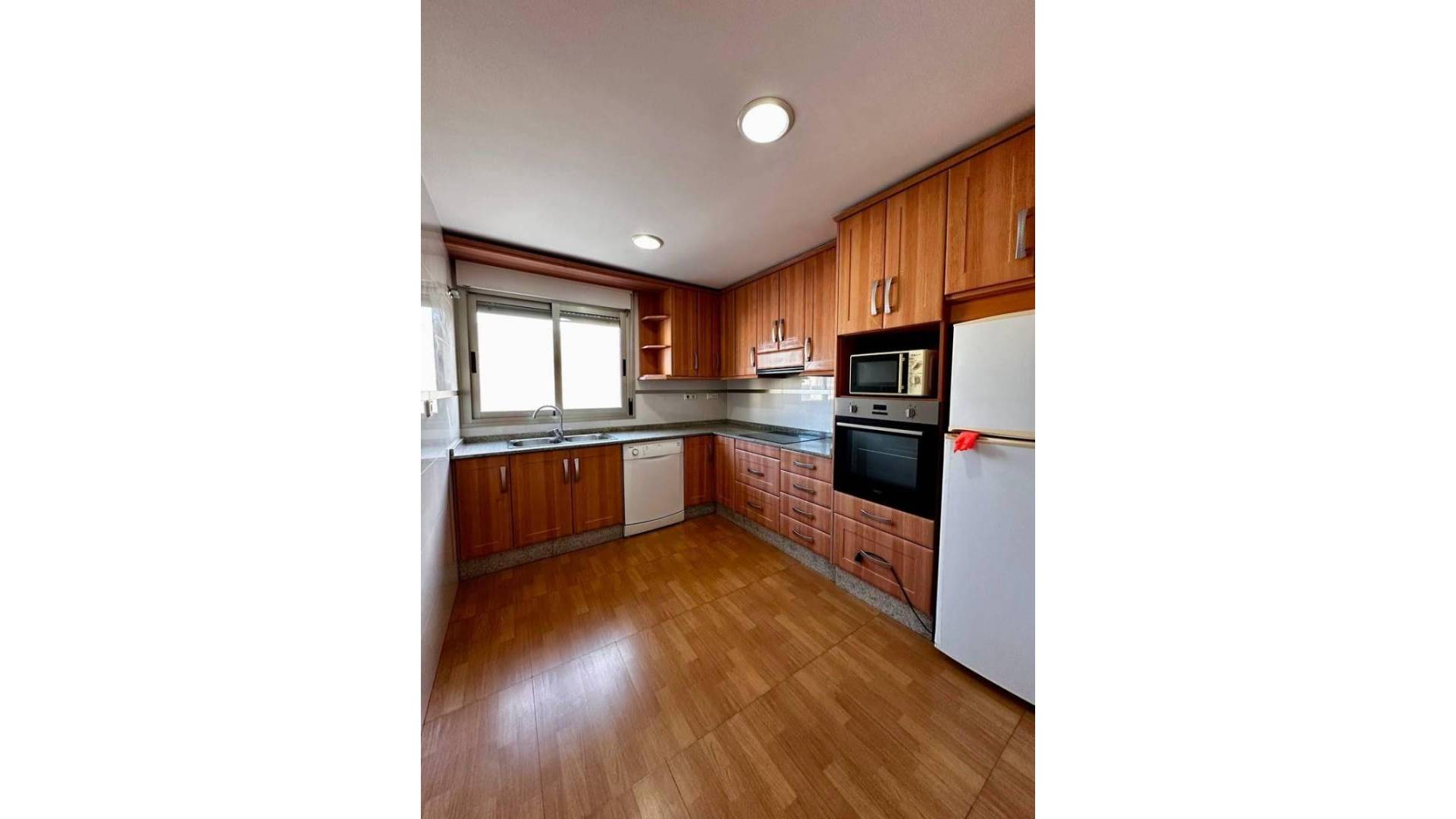 z drugiej ręki - Apartament - Torrevieja - Torrevieja City Center