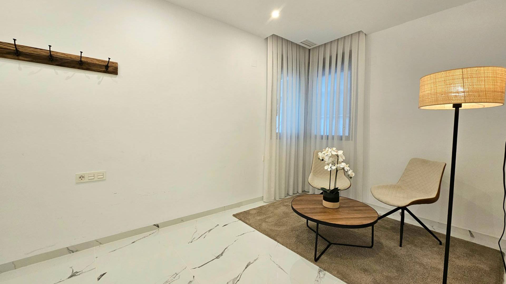 z drugiej ręki - Apartament - 