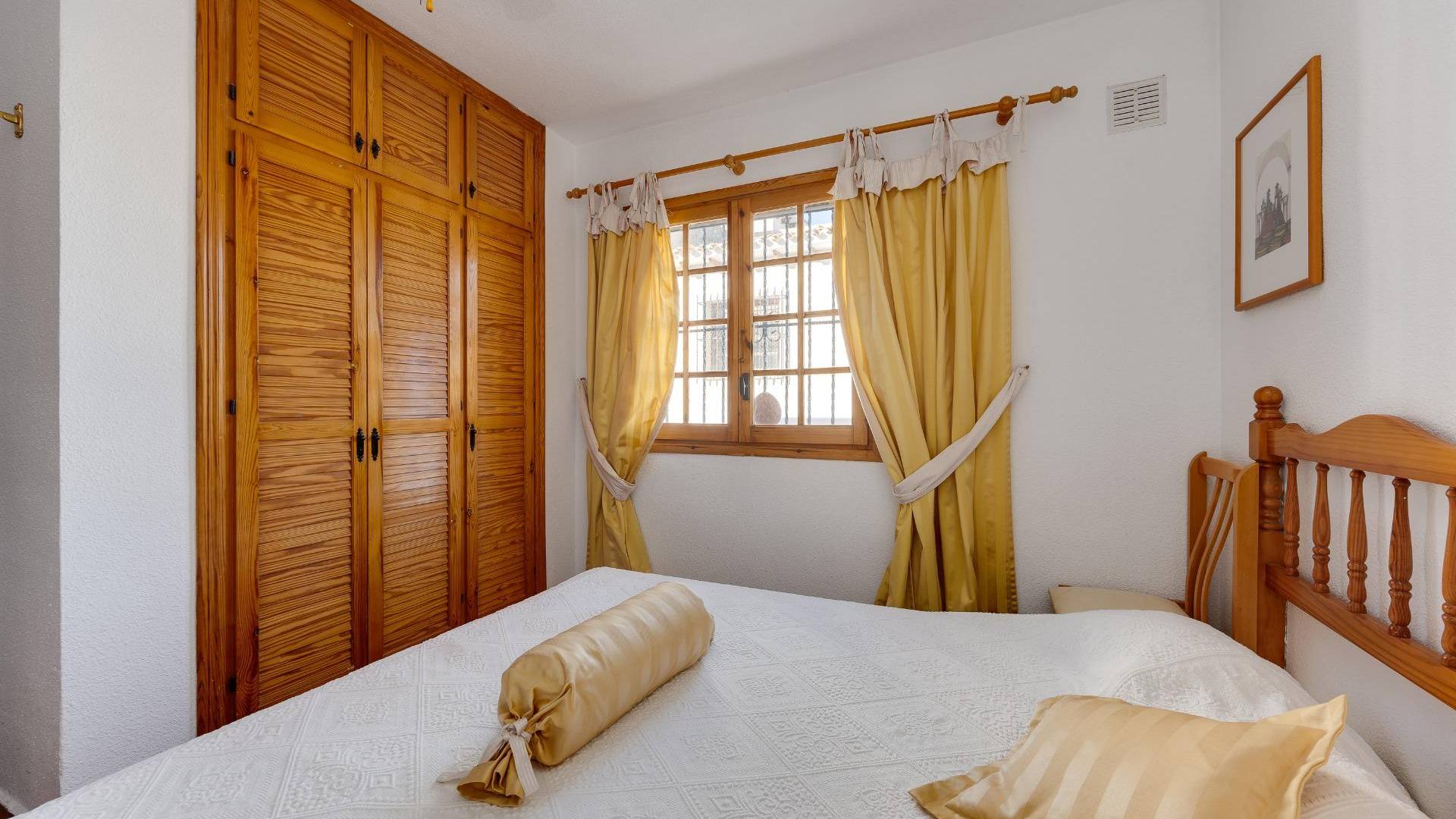 z drugiej ręki - Daszek - Orihuela Costa - Villamartín-Las Filipinas