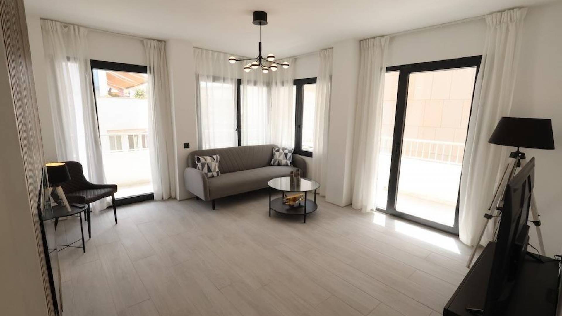 z drugiej ręki - Daszek - Torrevieja - Center