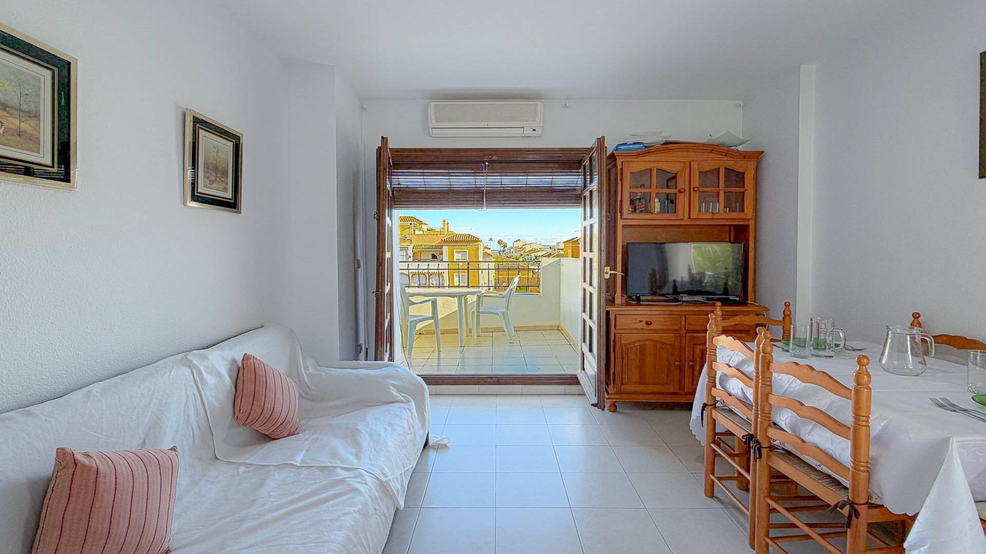 z drugiej ręki - Daszek - Torrevieja - El Acequión - Los Náufragos