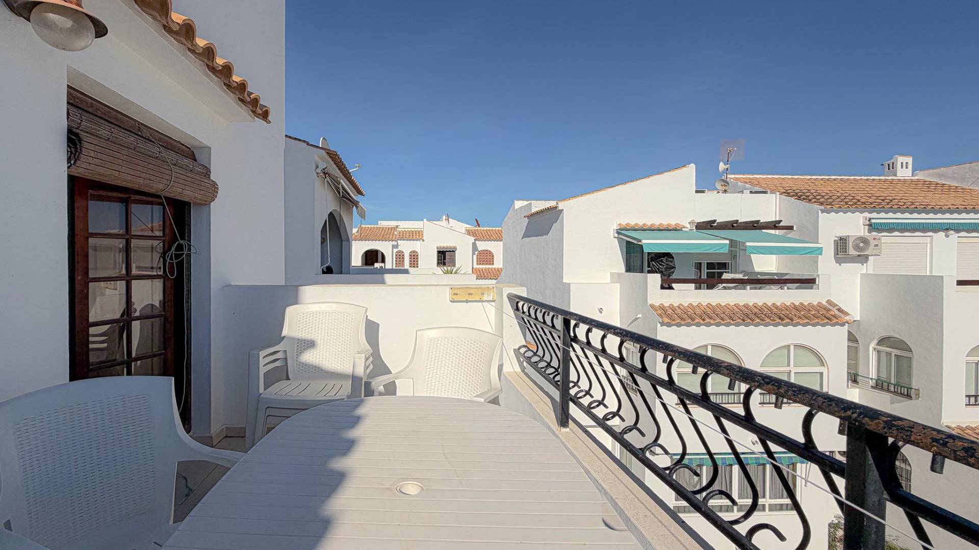 z drugiej ręki - Daszek - Torrevieja - El Acequión - Los Náufragos