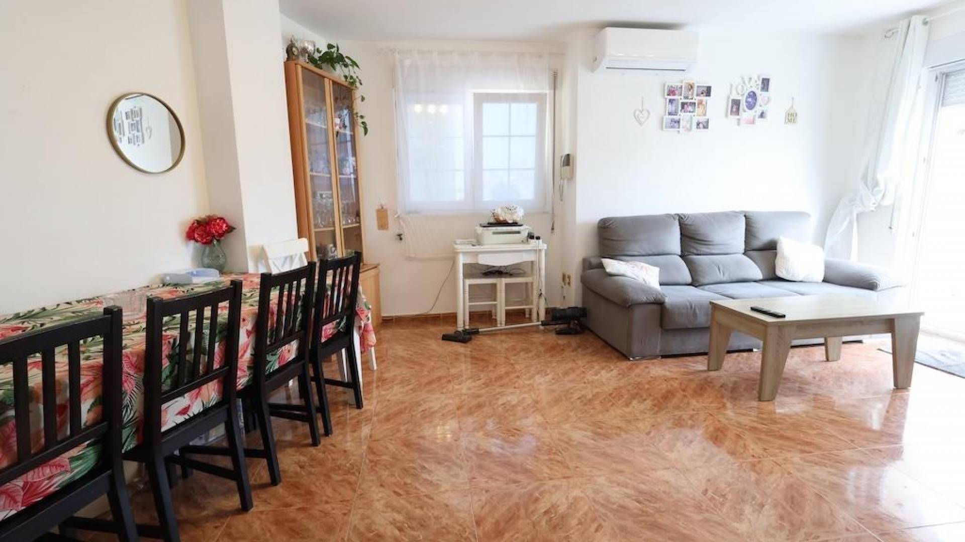 z drugiej ręki - Daszek - Torrevieja - Habaneras