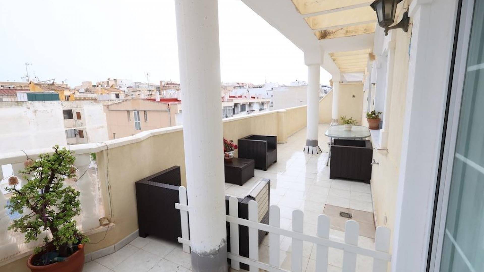 z drugiej ręki - Daszek - Torrevieja - Habaneras