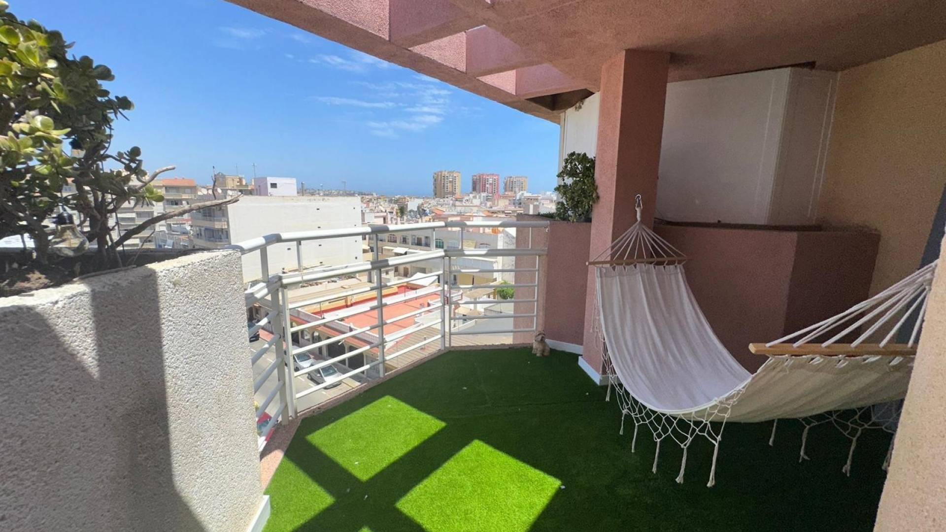 z drugiej ręki - Daszek - Torrevieja - Playa de los Locos