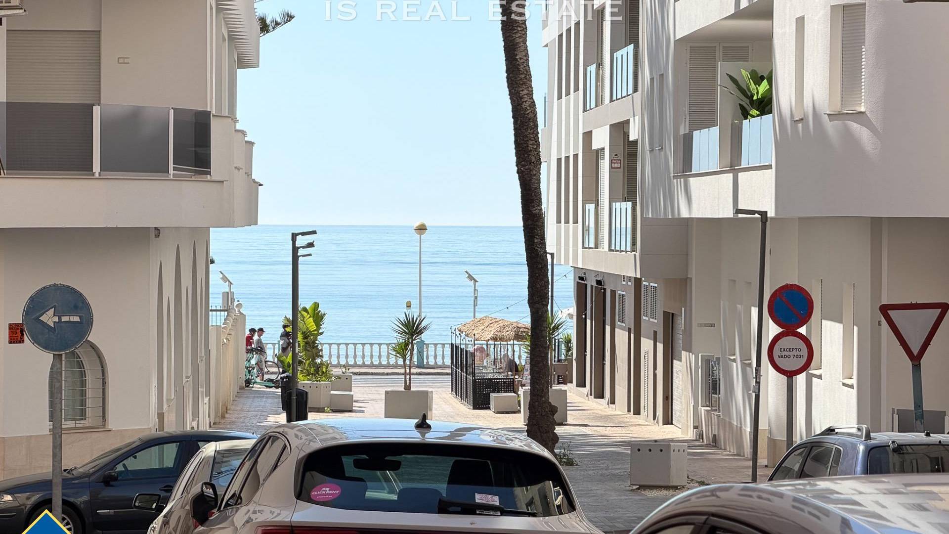 z drugiej ręki - Daszek - Torrevieja - Playa de los Locos