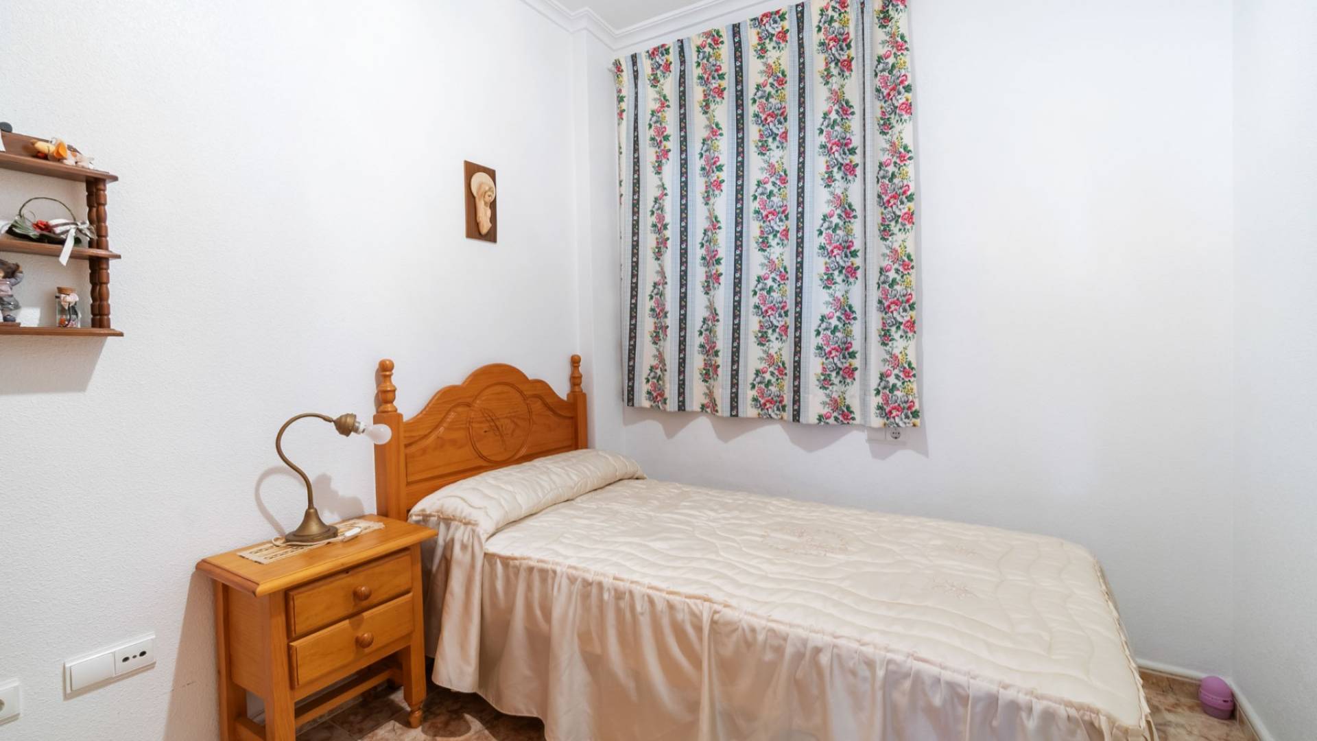 z drugiej ręki - Daszek - Torrevieja - Playa del Cura