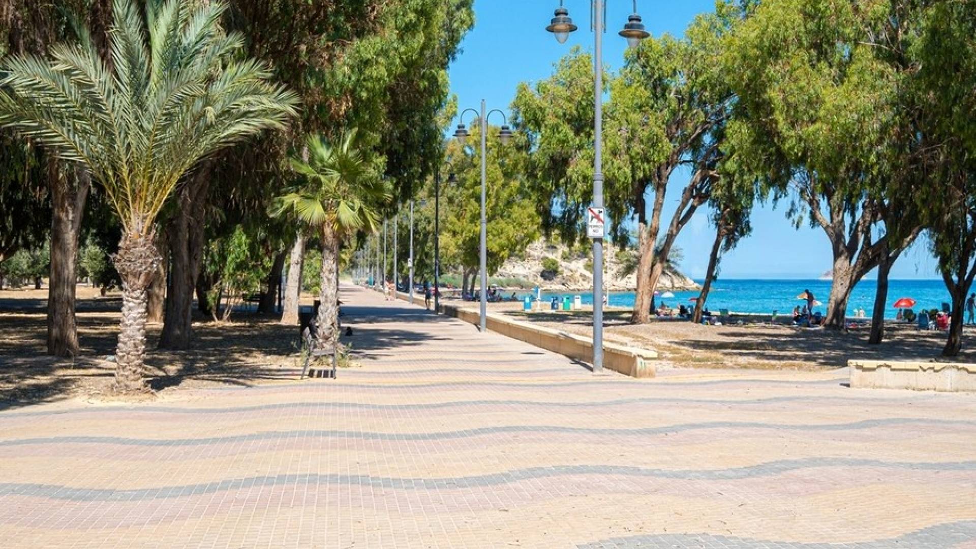 z drugiej ręki - Daszek - Villajoyosa