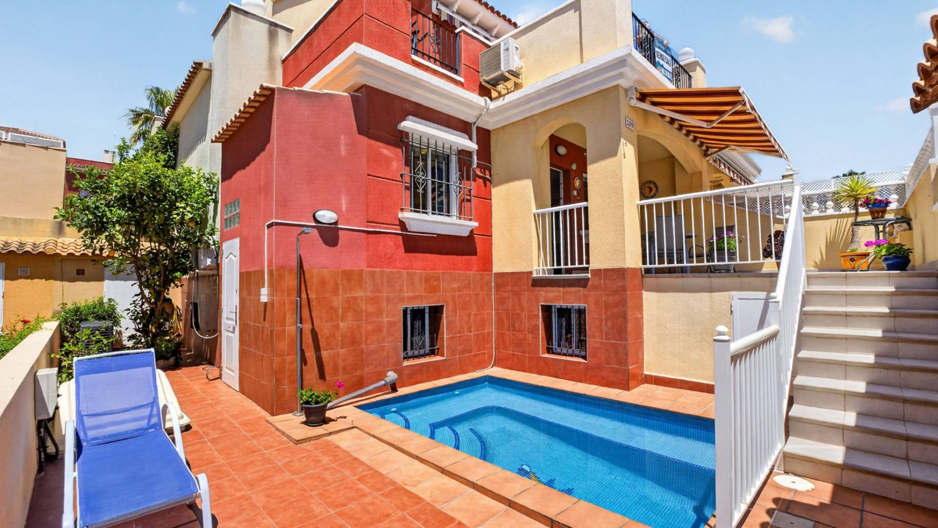 z drugiej ręki - - DOM MIEJSKI - Torrevieja - Aguas Nuevas