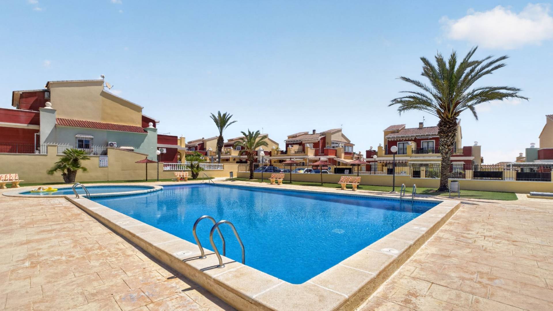 z drugiej ręki - - DOM MIEJSKI - Torrevieja - Aguas Nuevas