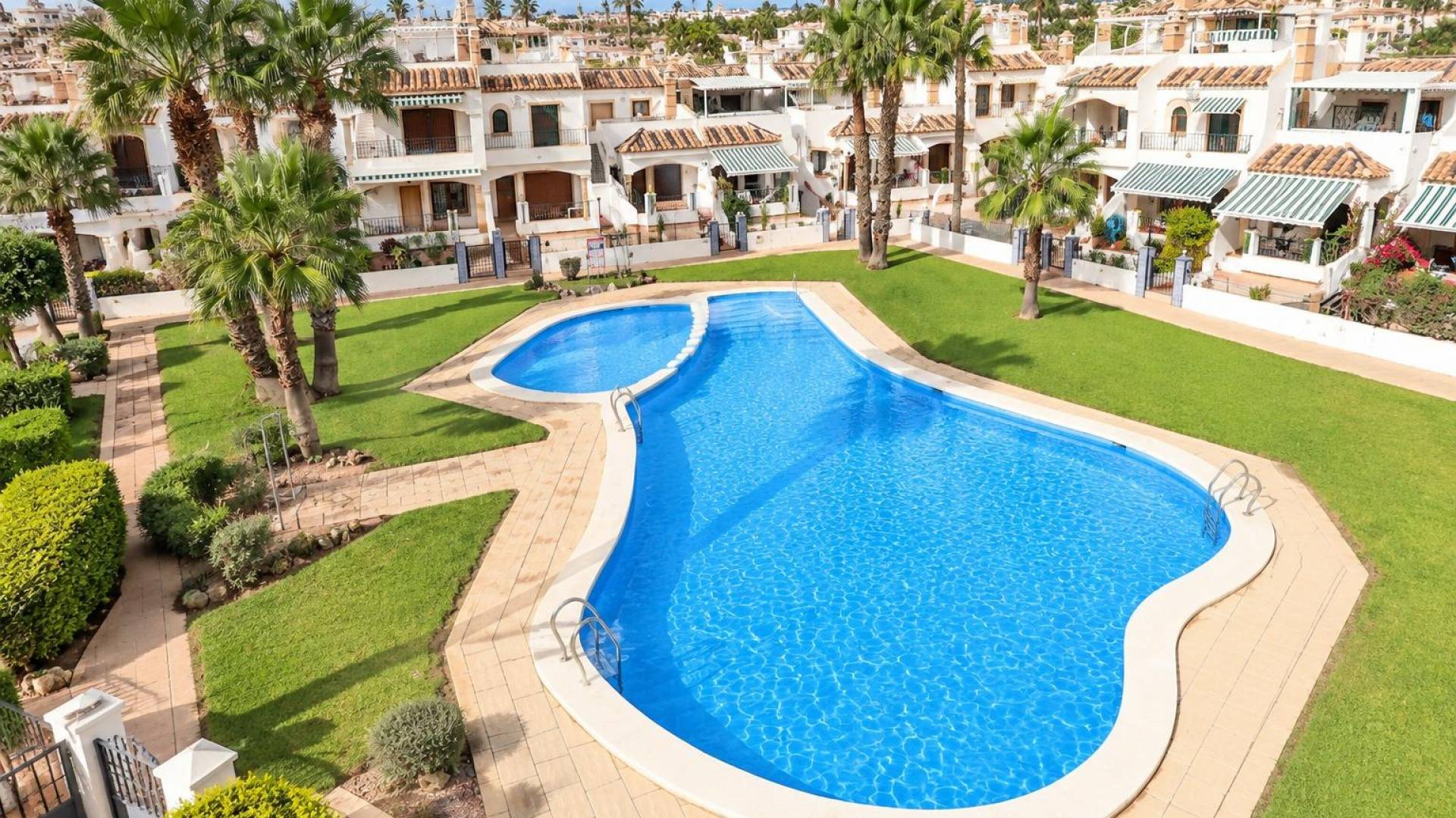 z drugiej ręki - Dom szeregowy - Orihuela Costa - PAU 8
