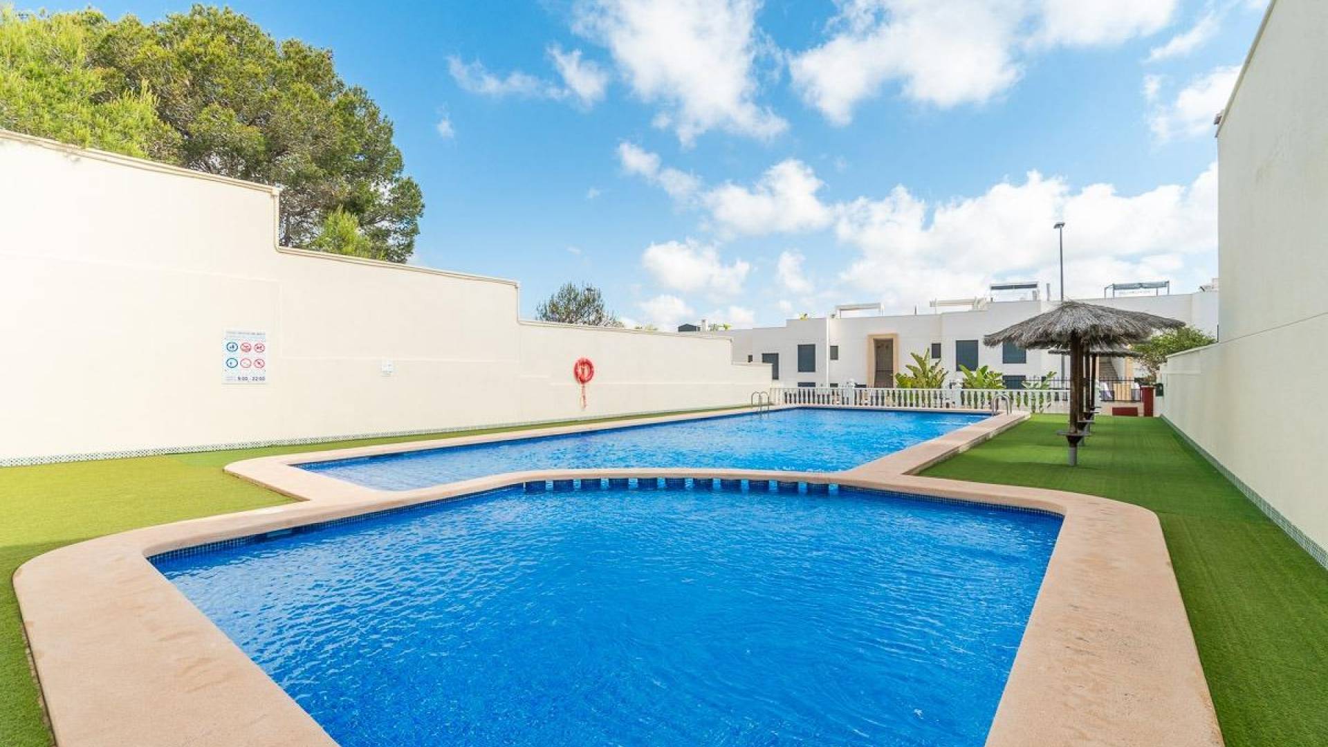 z drugiej ręki - Dom szeregowy - Orihuela Costa - 