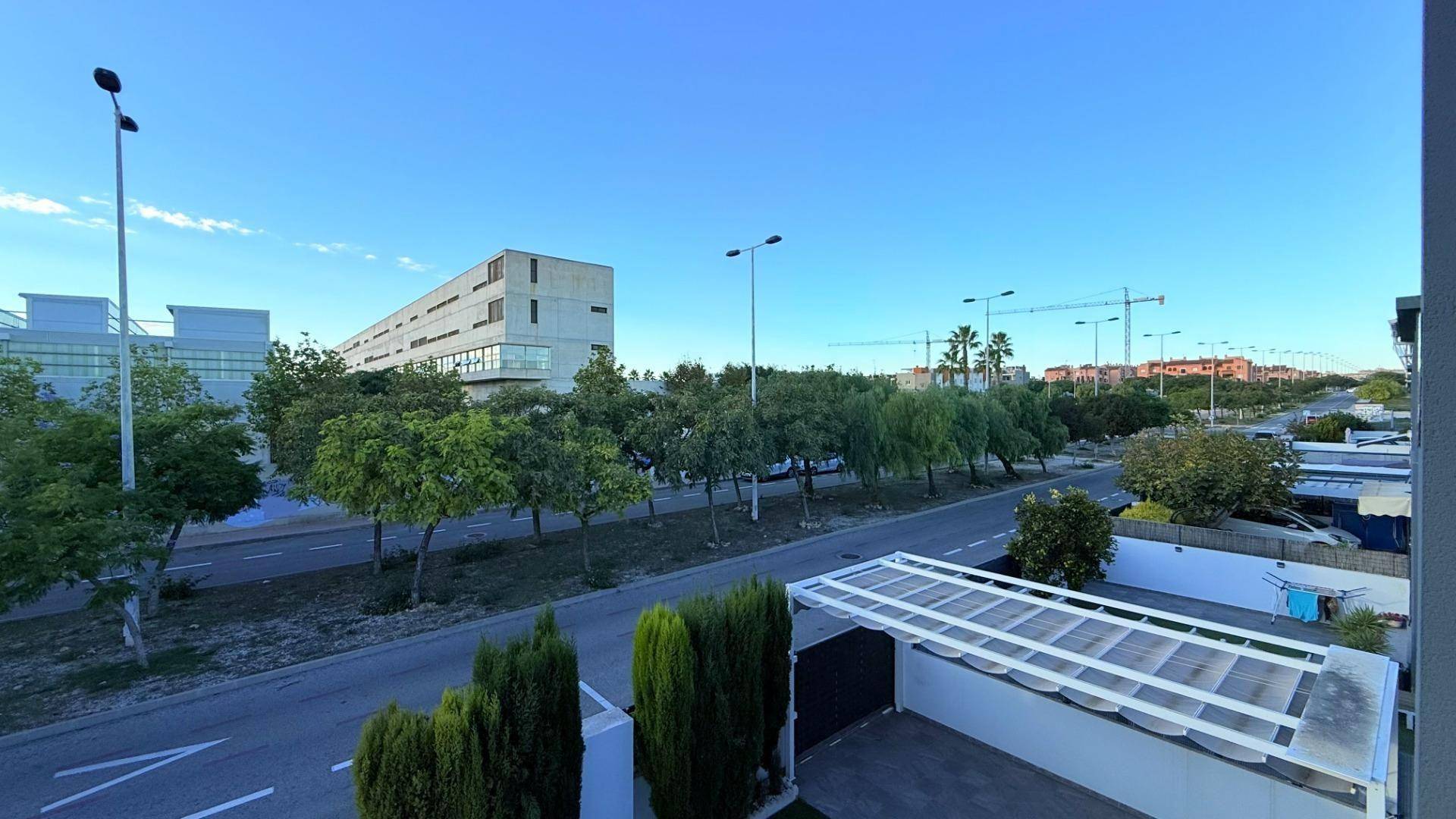 z drugiej ręki - Dom szeregowy - Torrevieja - Aguas Nuevas