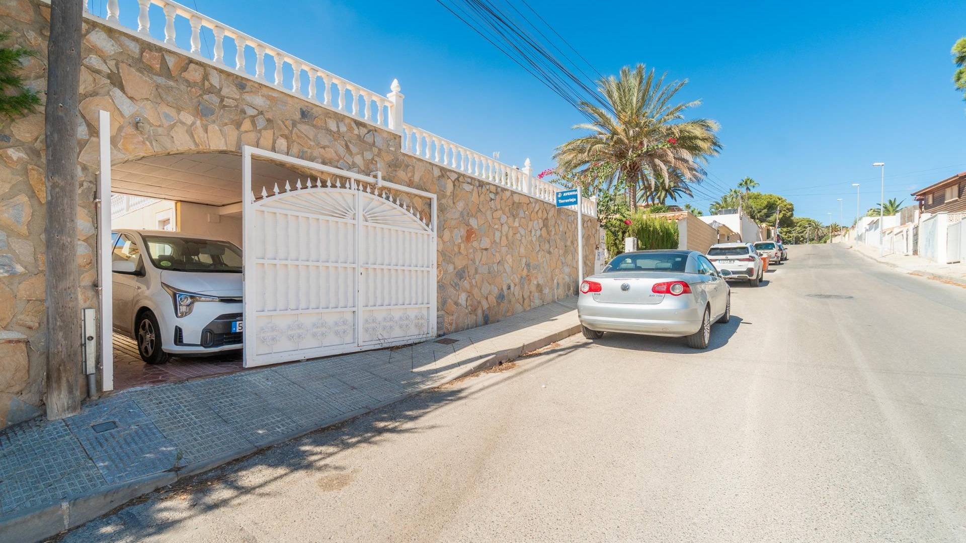 z drugiej ręki - Dom szeregowy - Torrevieja - 