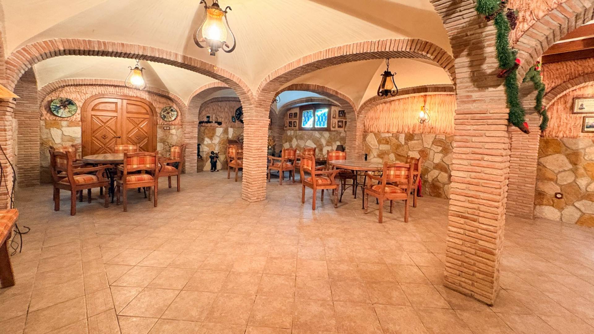 z drugiej ręki -  - Elche - Altzabares Alto