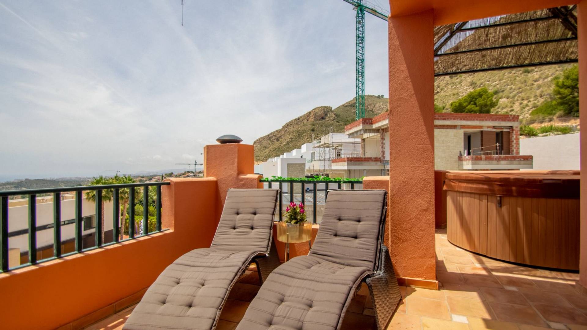 z drugiej ręki - - - Finestrat