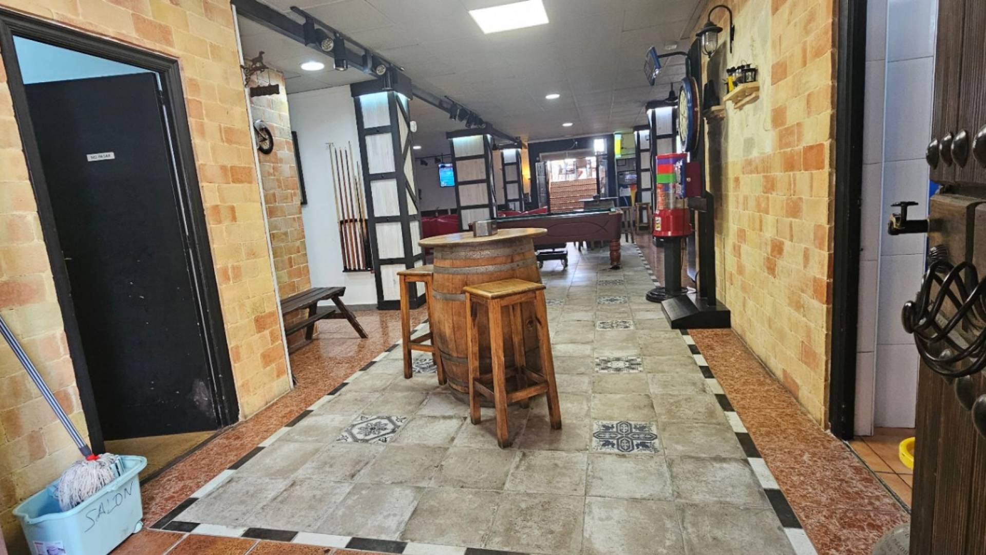 z drugiej ręki - Lokale komercyjne - Torrevieja - Aguas Nuevas