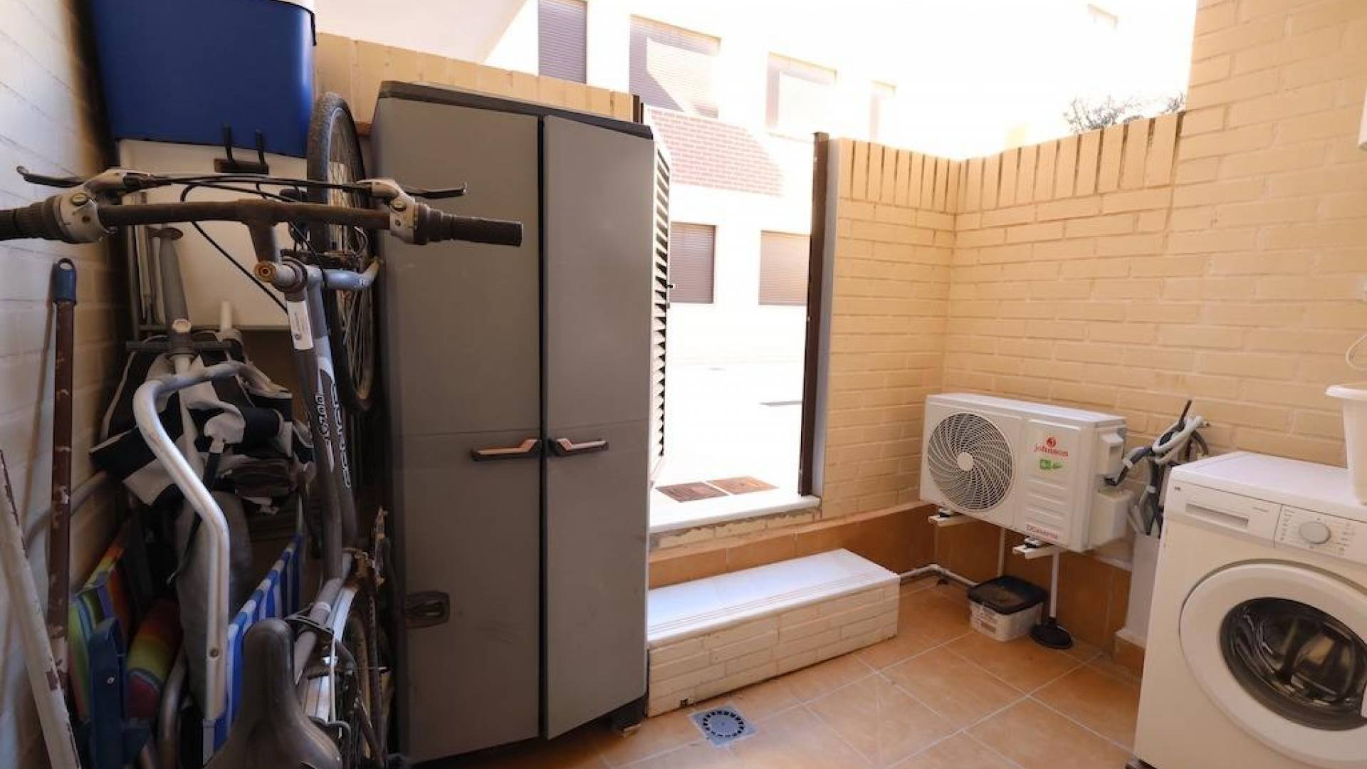 z drugiej ręki -  - Orihuela Costa - Lomas de Cabo Roig