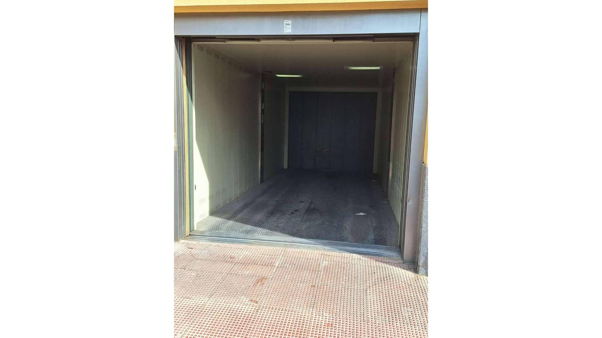 z drugiej ręki -  - Torrevieja - Centro