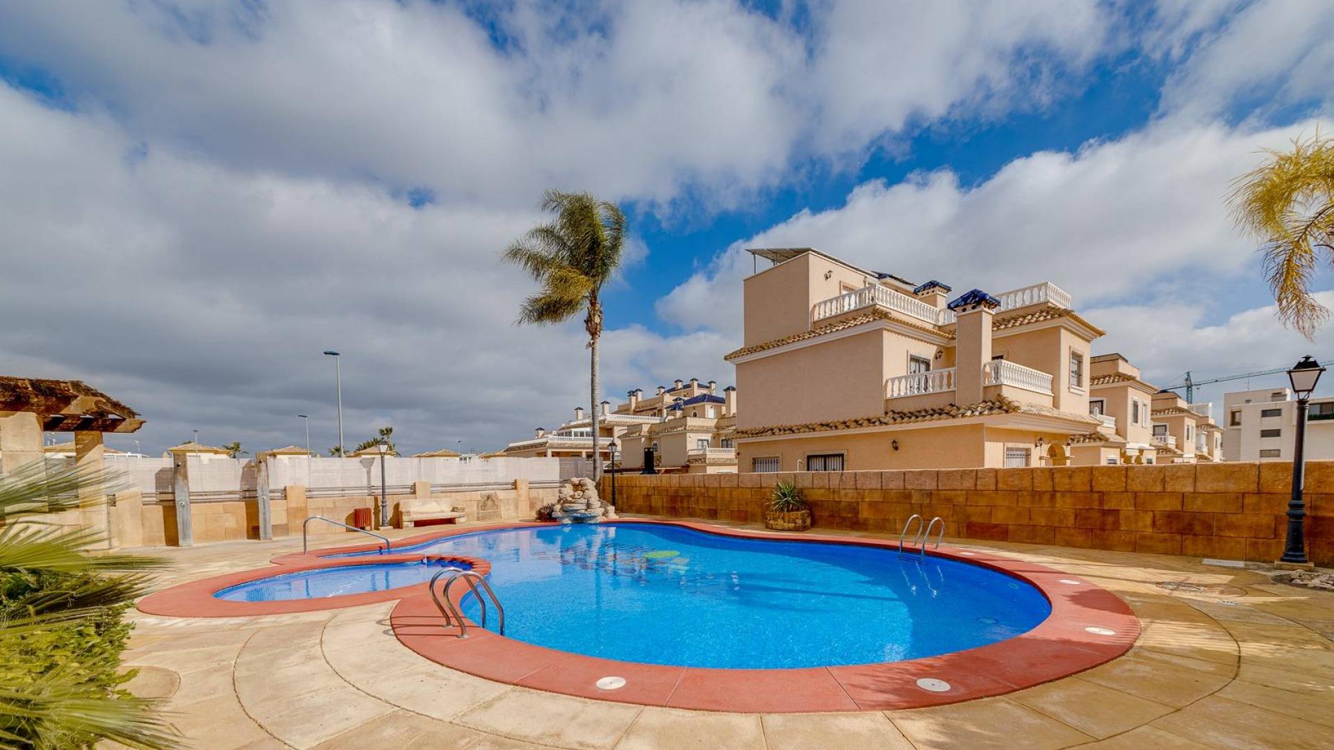 z drugiej ręki - Townhouse - Orihuela Costa - Los Dolses