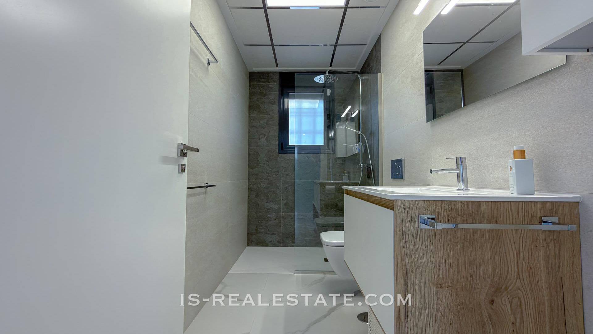 z drugiej ręki - Townhouse - San Miguel de Salinas - 