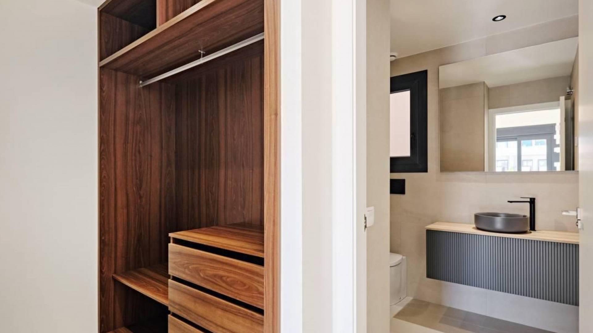 z drugiej ręki - Townhouse - Torrevieja - La Veleta