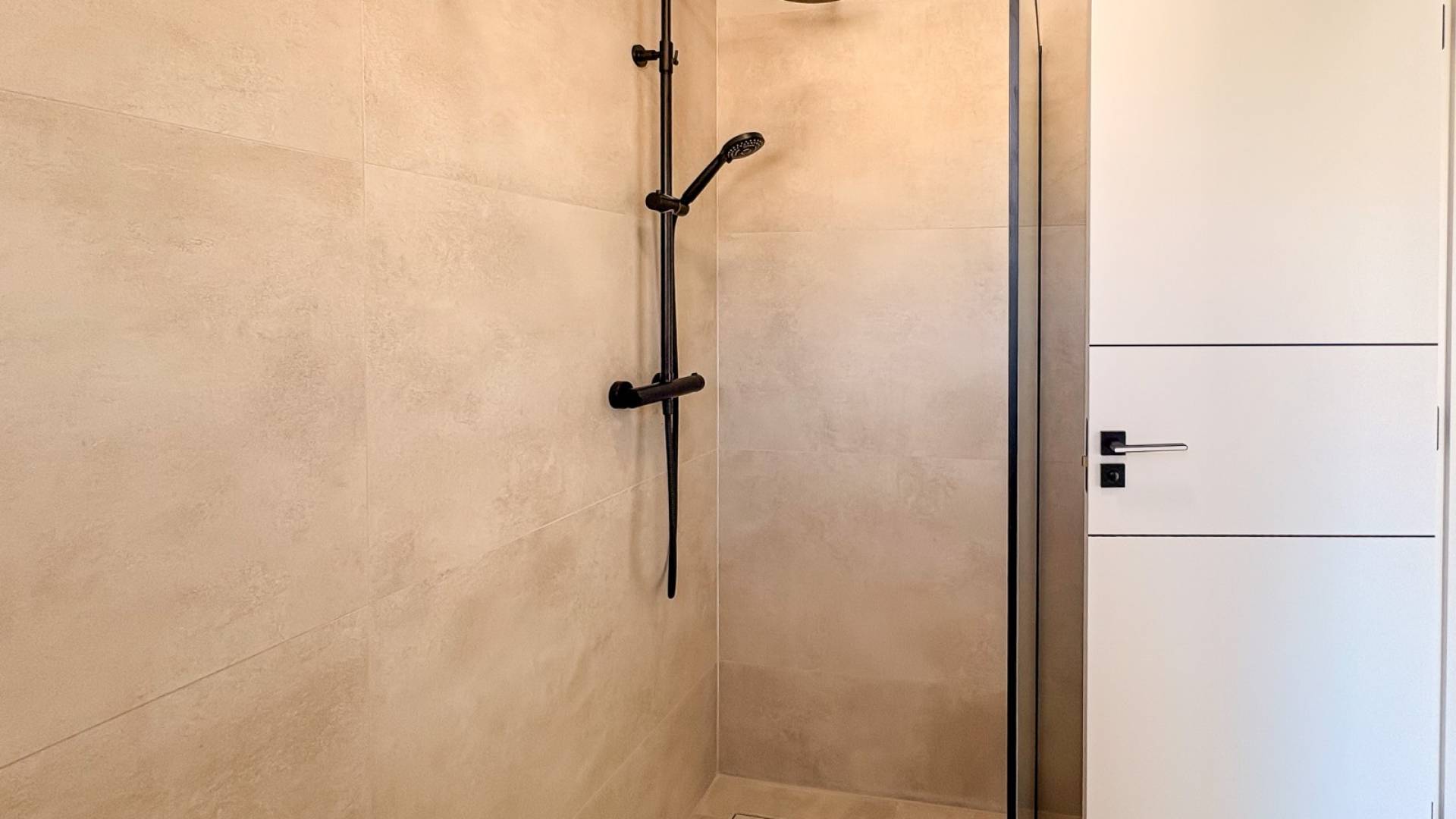 z drugiej ręki - Willa w zabudowie bliźniaczej - El Campello - Pueblo Acantilado - Venta Lanuza