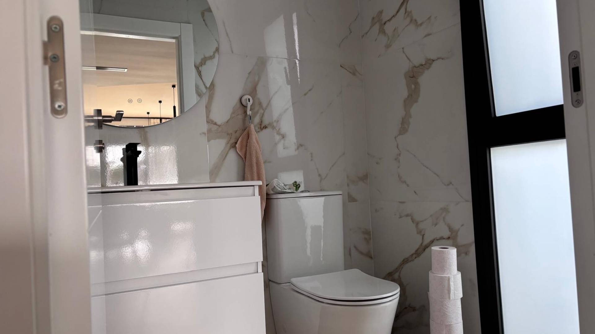 z drugiej ręki - Willa w zabudowie bliźniaczej - Los Montesinos - La Herada