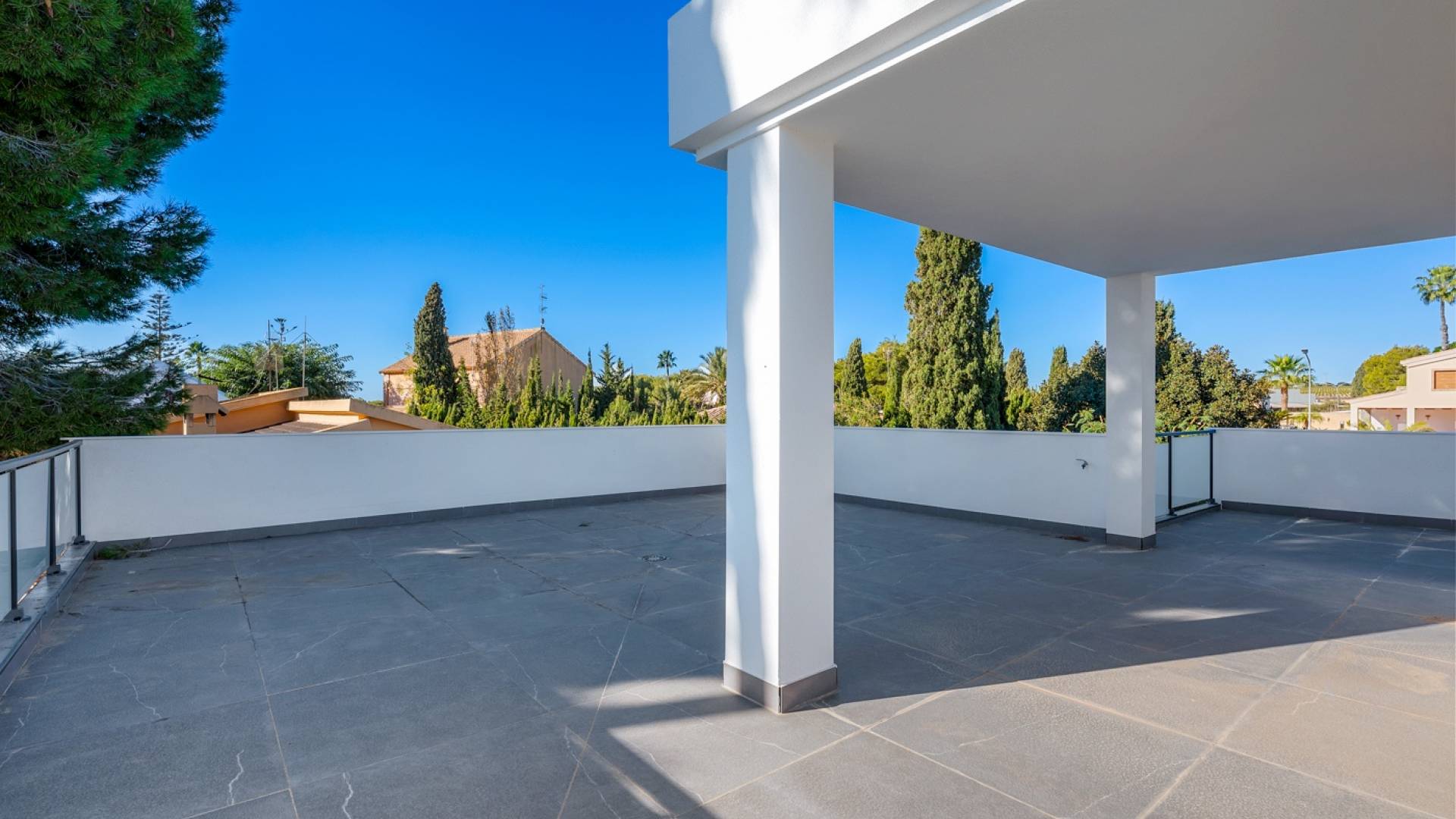 z drugiej ręki - Wolnostojąca willa - Alicante - Campoamor