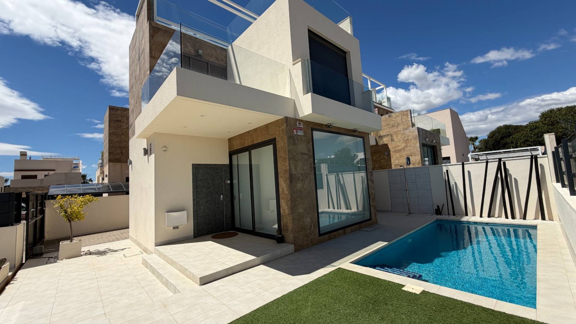 z drugiej ręki - Wolnostojąca willa - Ciudad Quesada - Rojales - 