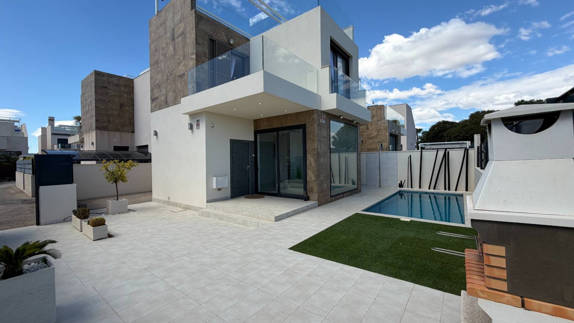 z drugiej ręki - Wolnostojąca willa - Ciudad Quesada - Rojales - 