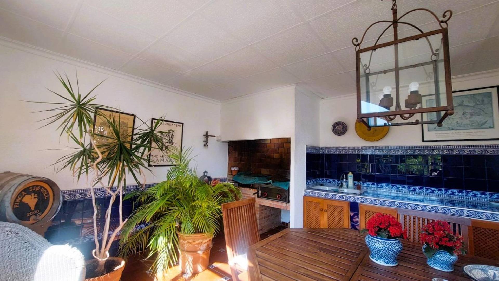 z drugiej ręki - Wolnostojąca willa - La marina - LA MARINA