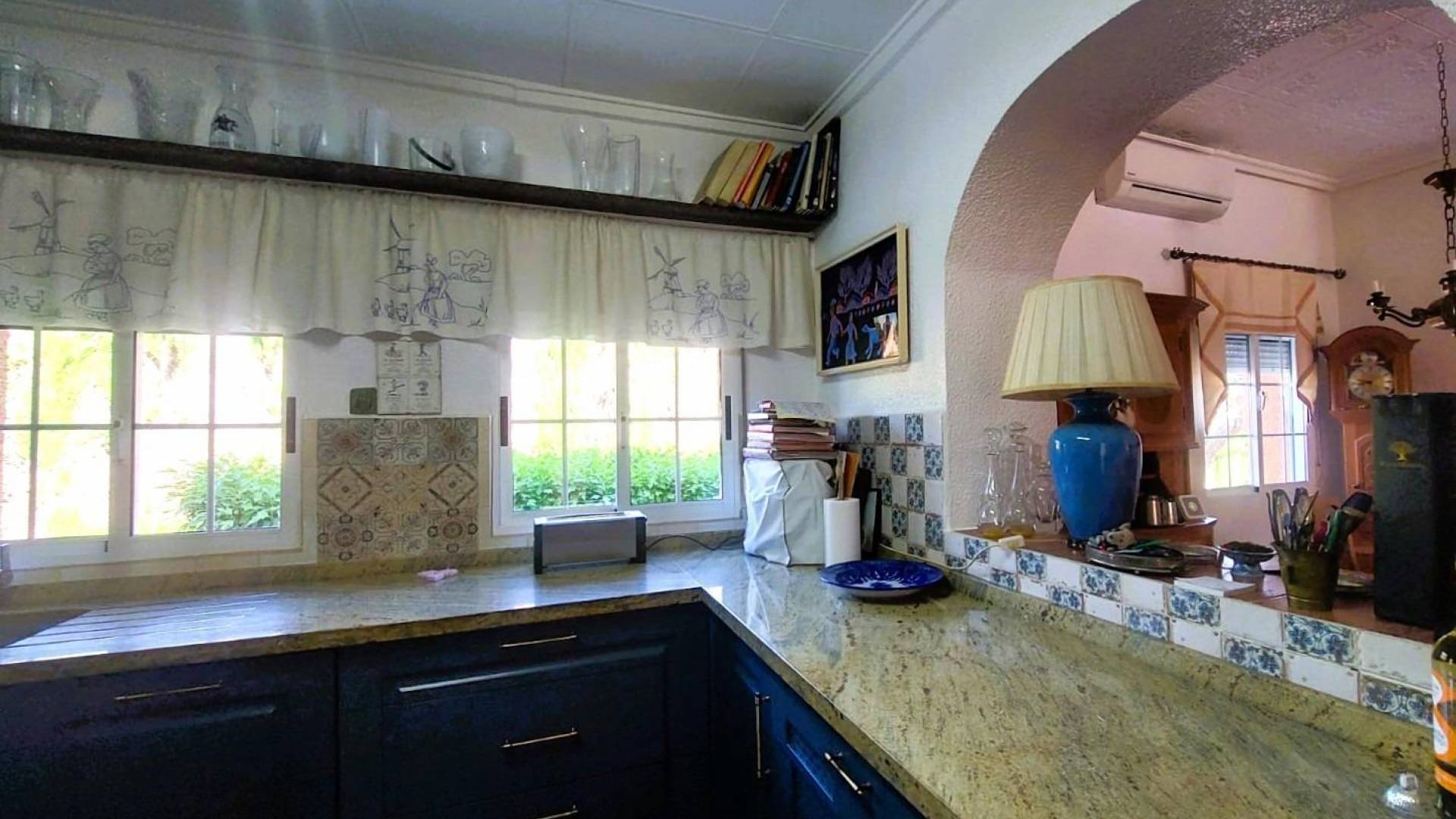 z drugiej ręki - Wolnostojąca willa - La marina - LA MARINA