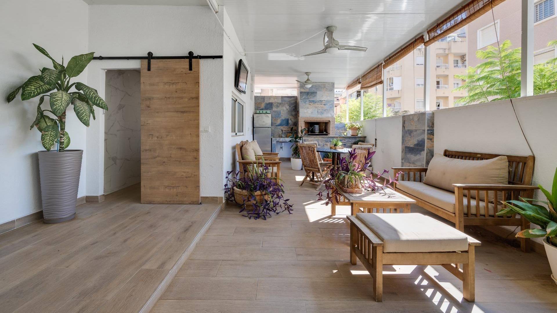 z drugiej ręki - Wolnostojąca willa - Torrevieja - Centro