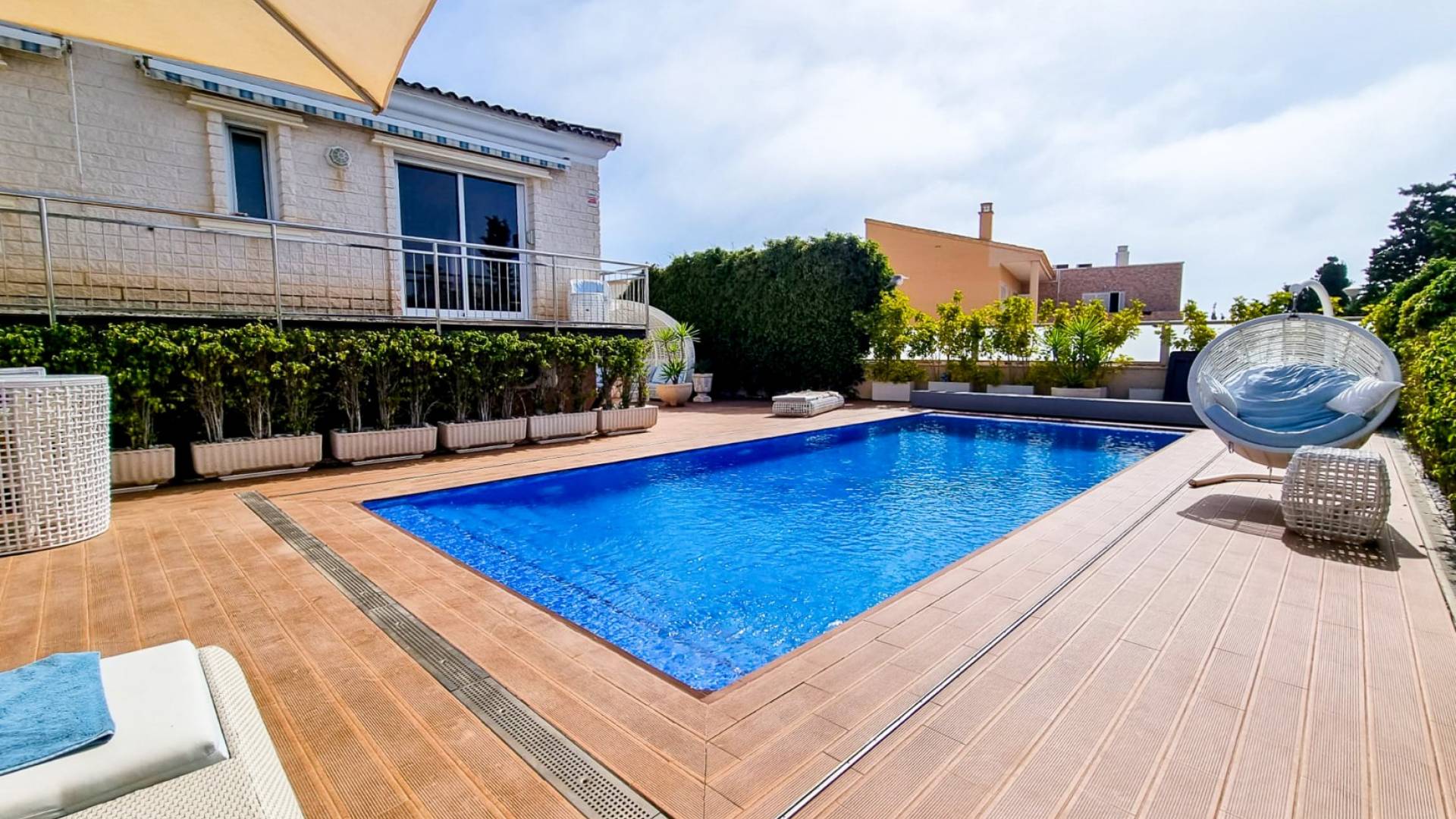 z drugiej ręki - Wolnostojąca willa - Torrevieja - La Mata