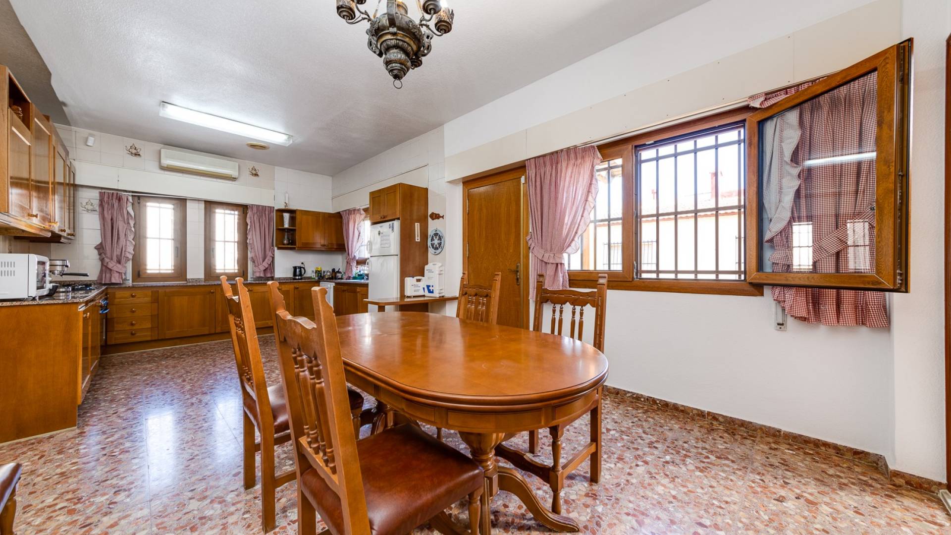 z drugiej ręki - Wolnostojąca willa - Torrevieja - La Mata