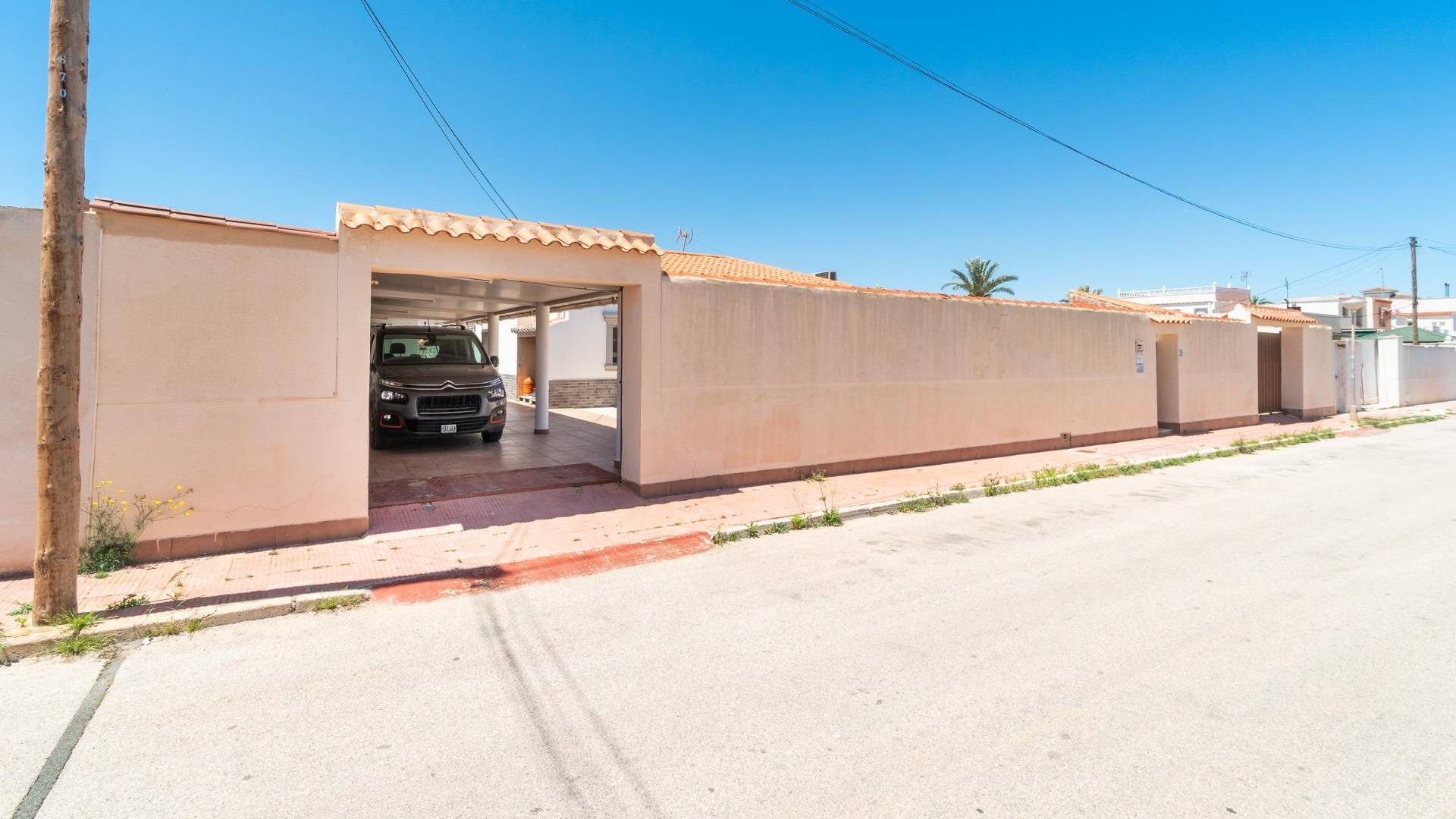 z drugiej ręki - Wolnostojąca willa - Torrevieja - Torreta
