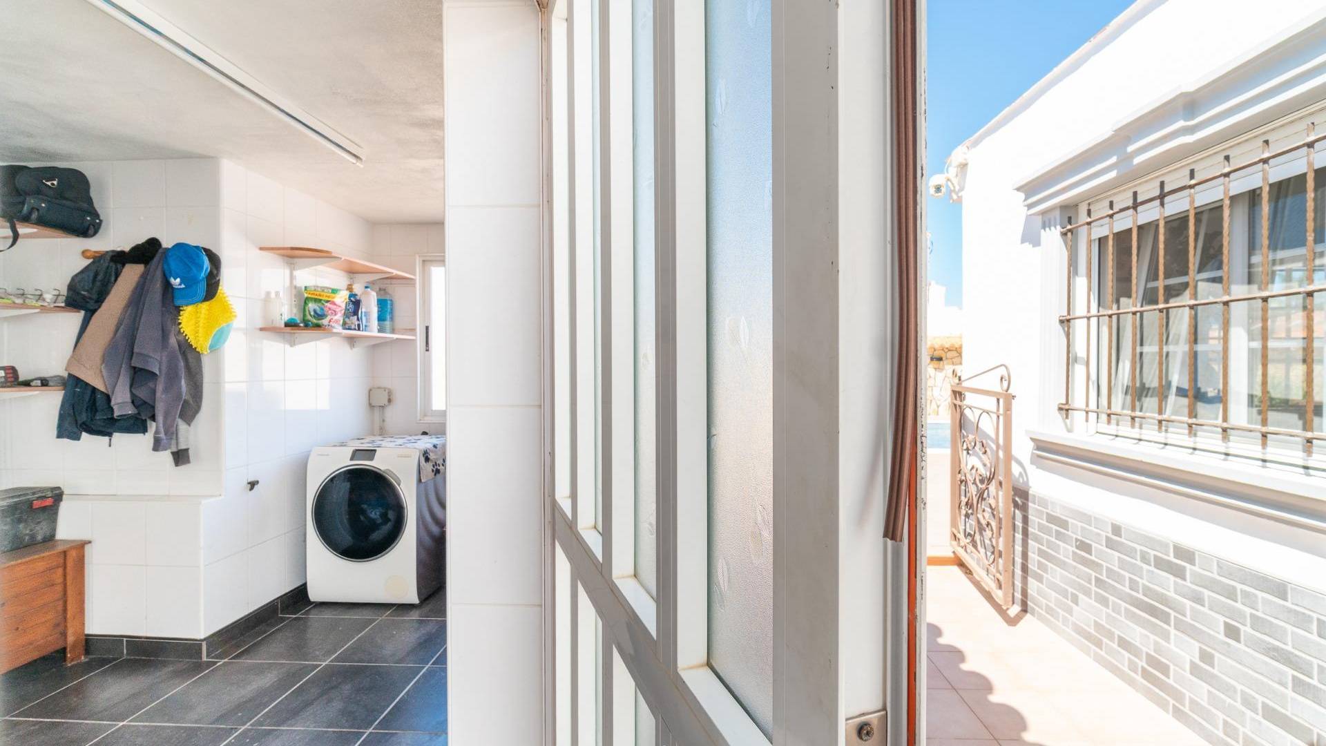 z drugiej ręki - Wolnostojąca willa - Torrevieja - Torreta