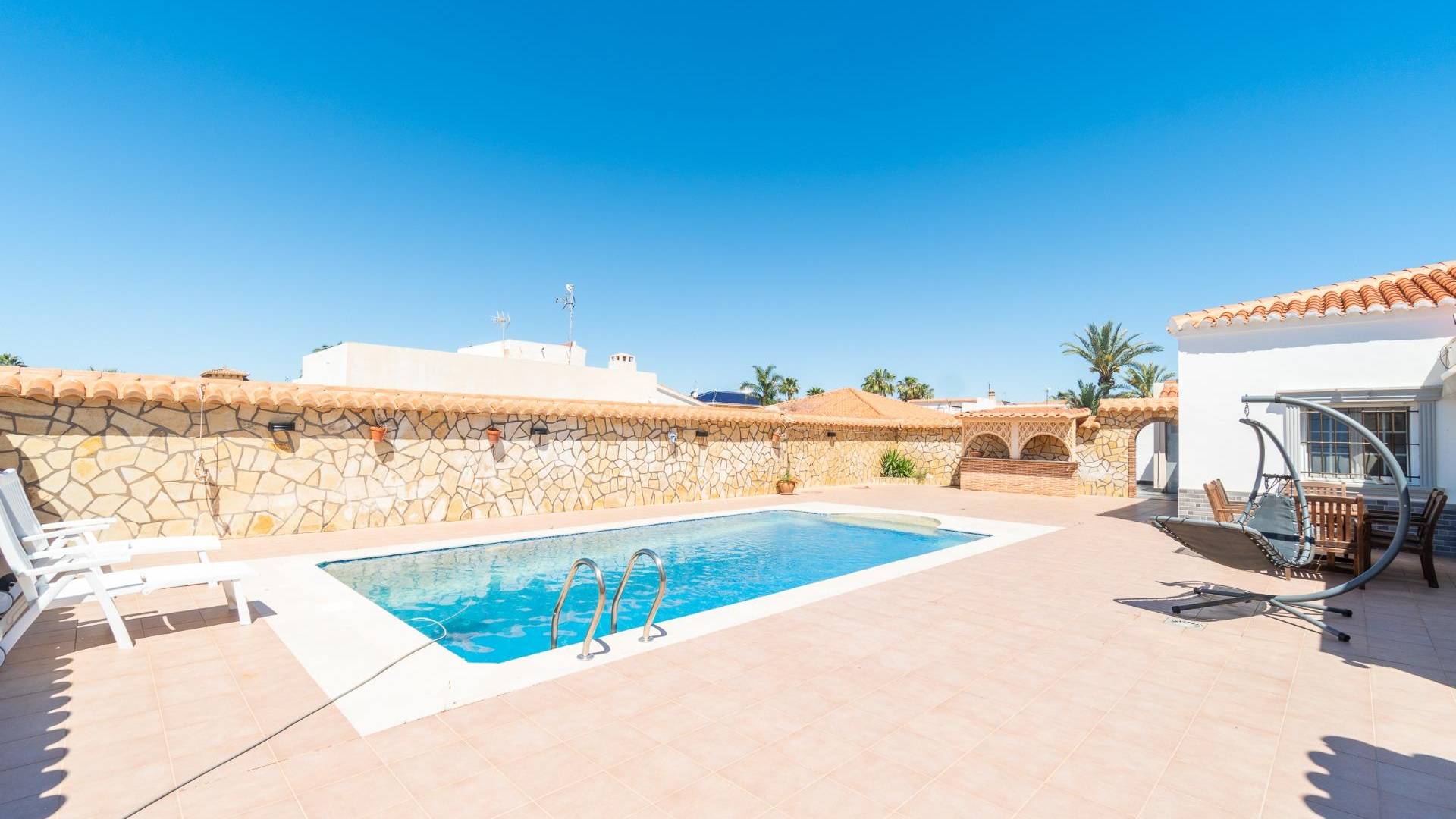 z drugiej ręki - Wolnostojąca willa - Torrevieja - Torreta