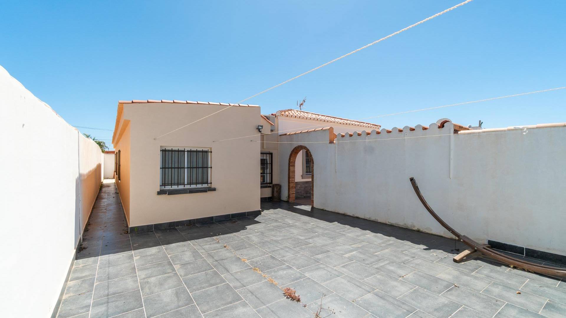 z drugiej ręki - Wolnostojąca willa - Torrevieja - Torreta
